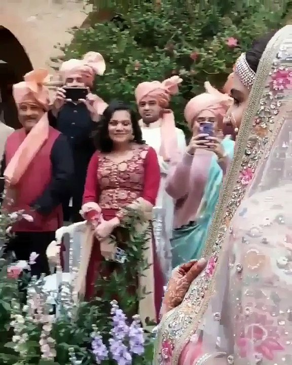 Virat Kohli & Anushka Sharma's Stunning Wedding Ceremony 💍