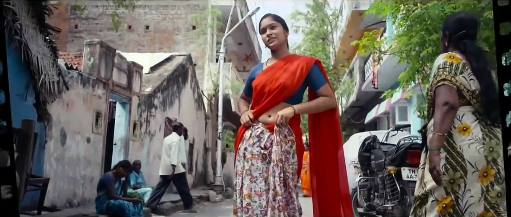 Actress priyanka navel |  sketch film supporting actress navel