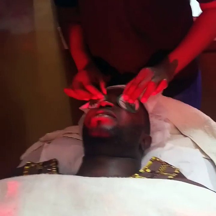 Gros délire de Maabo au boss de la RTS