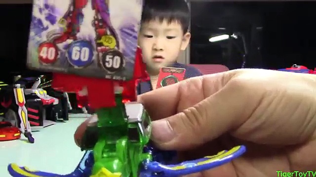 [터닝메카드 커스텀] 터닝메카드 무지개 타돌 무지개 슈마 (타돌 레인보우 슈마 레인보우) RAINBOW COLORED TURNING MECARD ROBOT CARS!