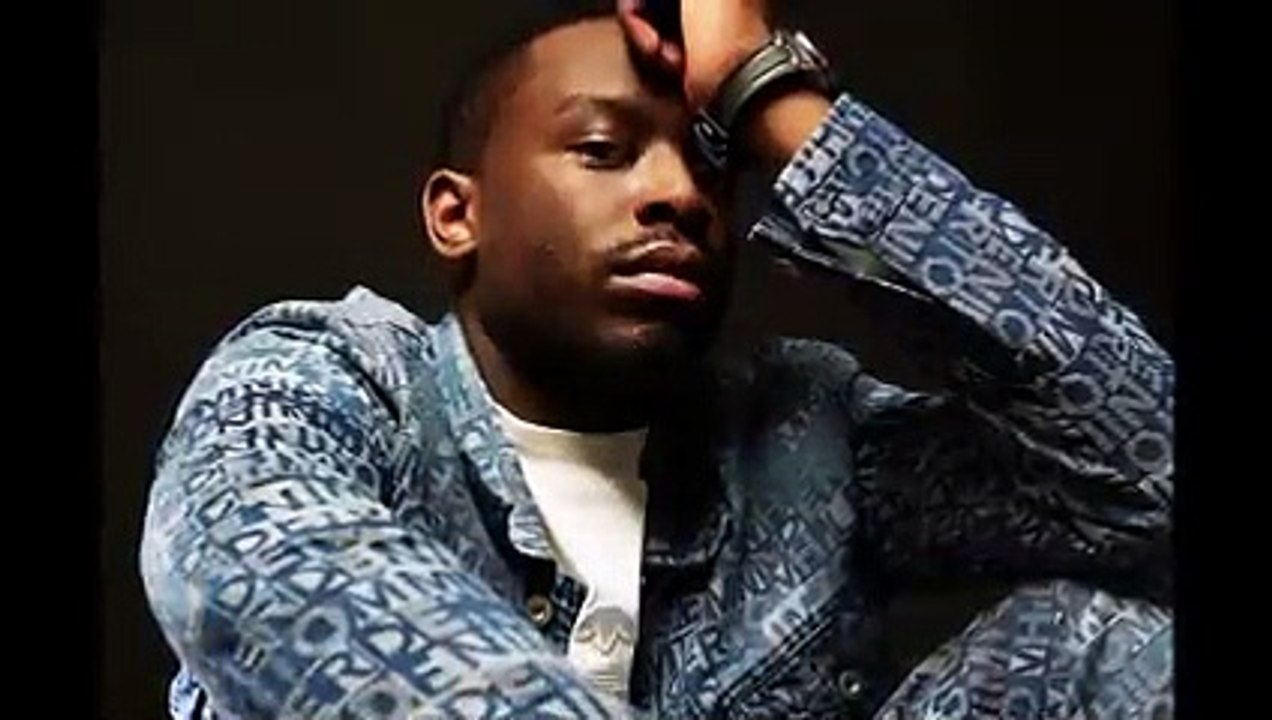 DADJU - Christina (1)