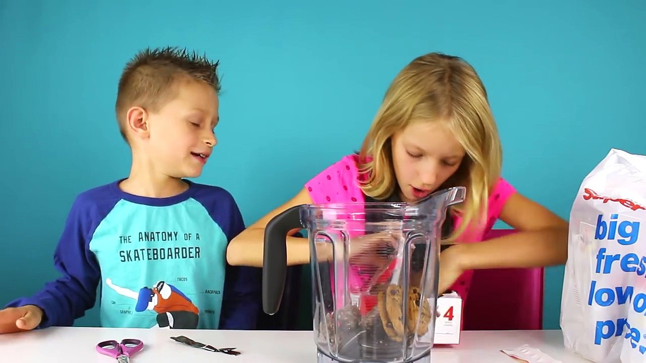 INSANE CHOCOLATE Smoothie _ RonaldOMG _ GamerGirl