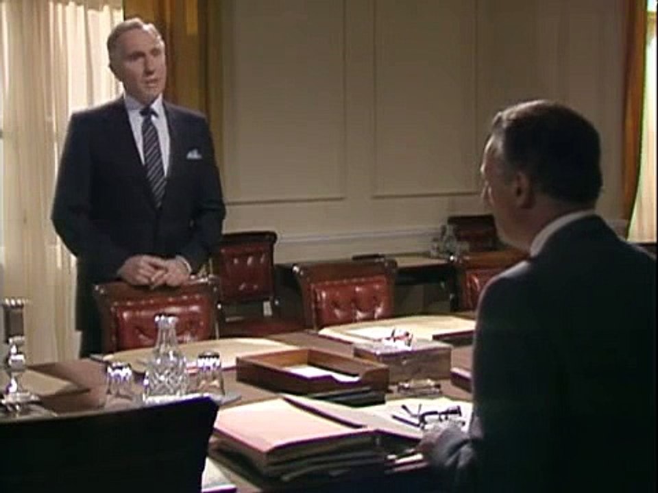Yes Prime Minister S01e06