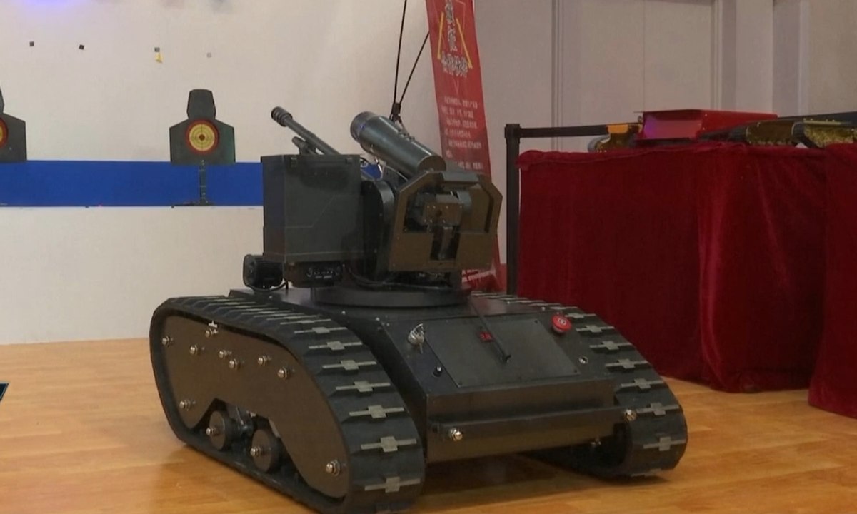 Tiongkok Tingkatkan Kecanggihan Robot