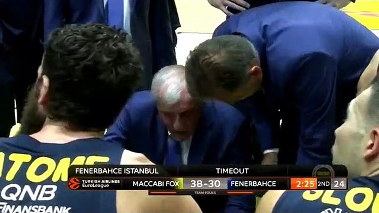 Obradovic Yargı Dağıtıyor