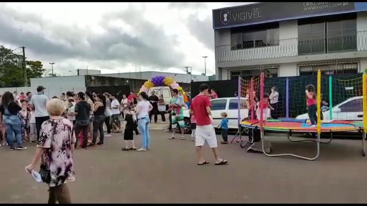 Empresa de vigilância promove festa para crianças