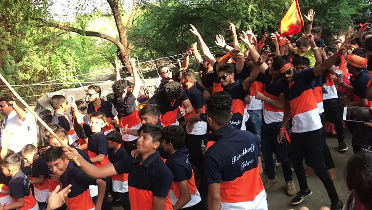 Ganpati Visarjan - party party party