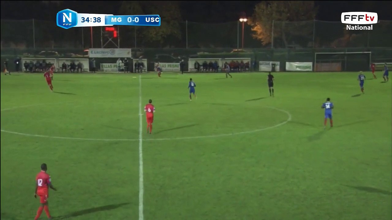 Carton Jaune pour AKEB DAOUD