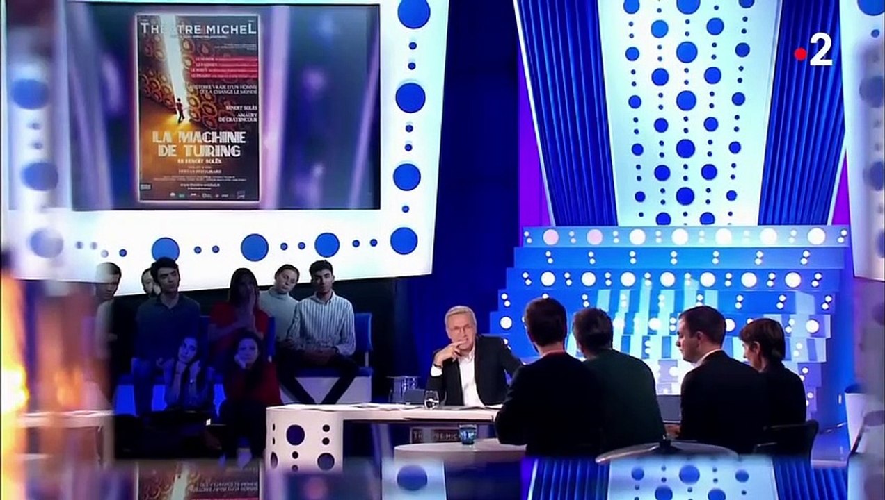 Benoit Solès était invité dans On n'est pas couché pour évoquer sa nouvelle pièce