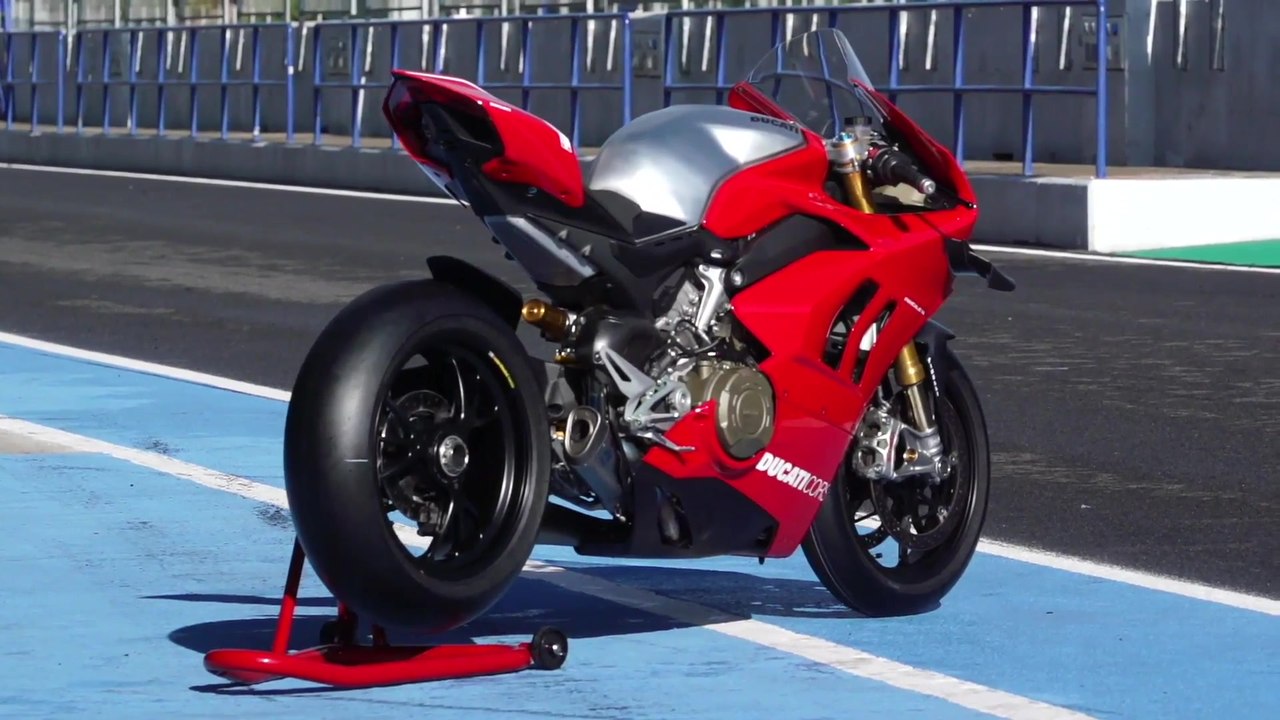 Ducati Panigale V4 R International Press Test Jerez