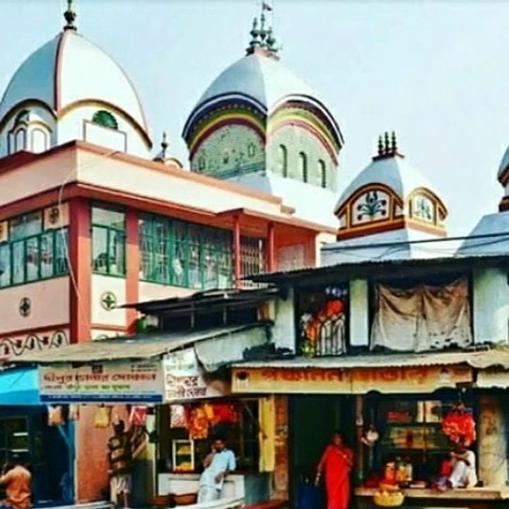 Discover the Rich Flavors of Nágomán, Mádhi, and Balóchi Ázmánk 🍽️