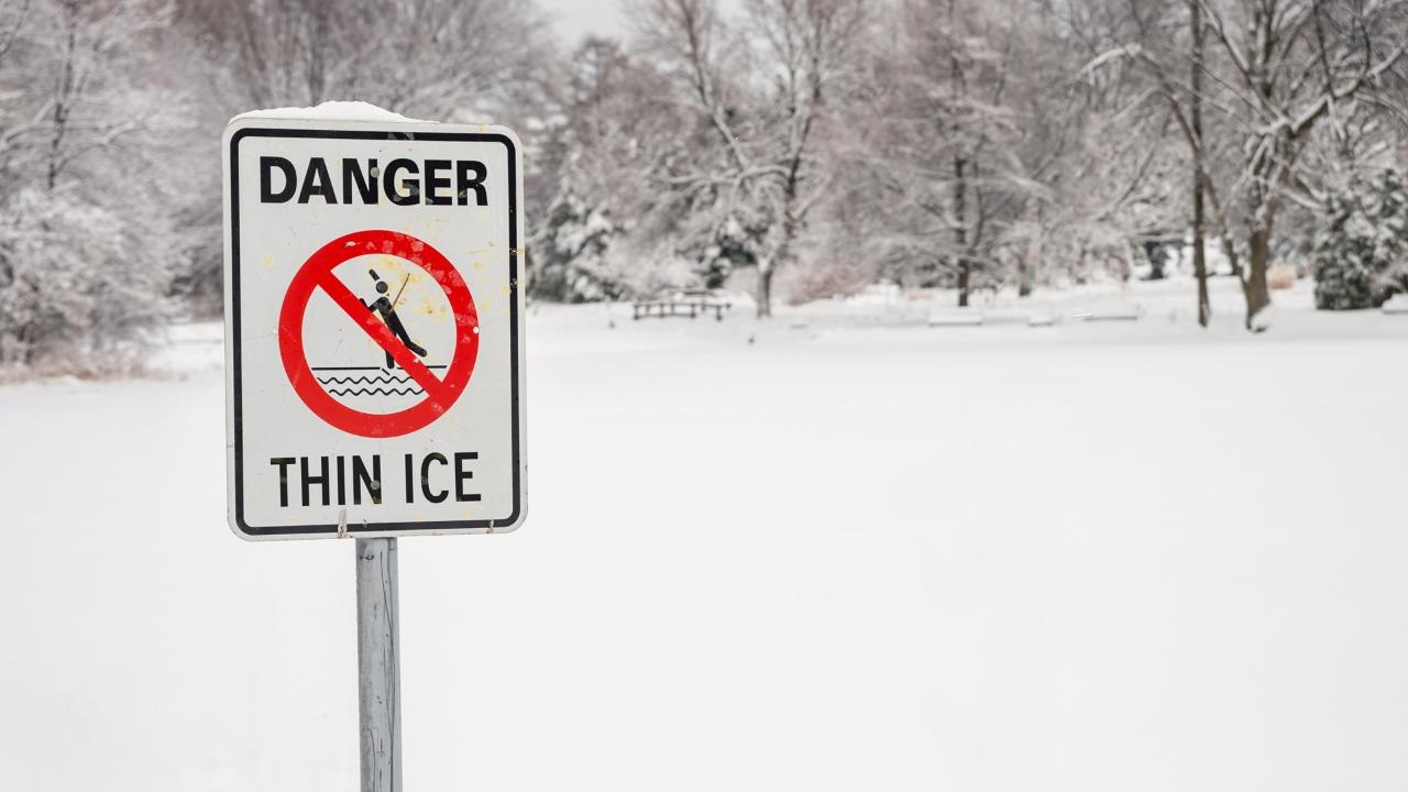 How can you tell when lake ice is safe?