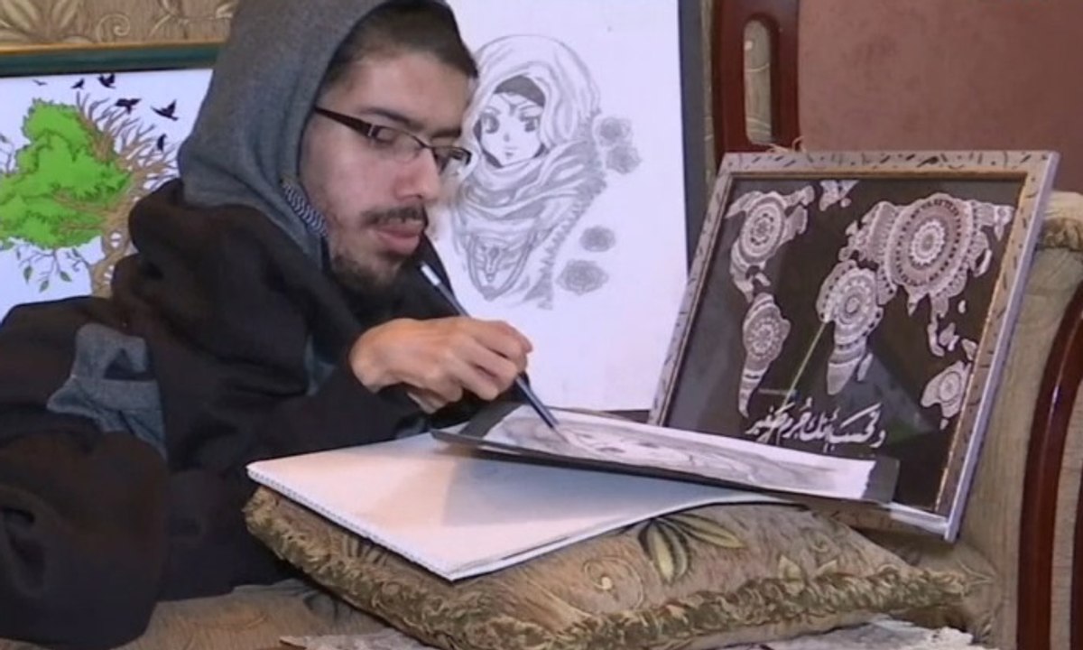 Seniman Jalur Gaza Al-Dado Kerjakan 300 Karya Seni