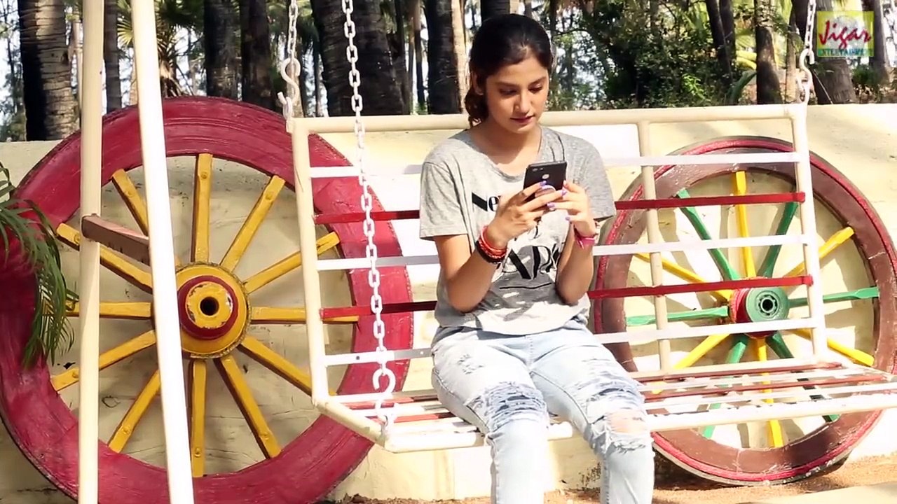 अकेली जवान लड़की ने मज़े कर के छोड़ दिया ! Akeli Jawan Ladki Aur Young Boy Ki Love Story