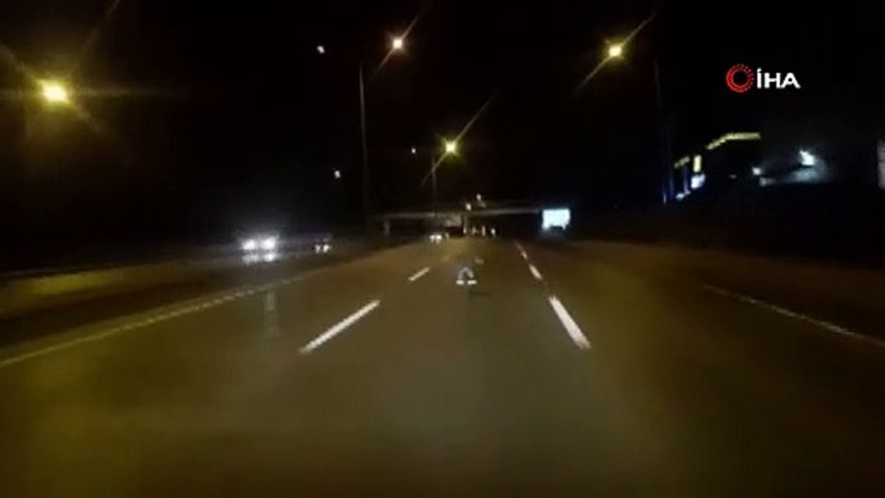 Kask yok, plaka yok, ışık yok ama tepegözlük zirvede