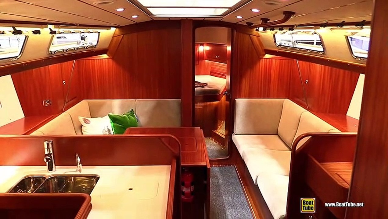 2019 Hallberg Rassy 412 Sailing Yacht - Deck and Interior Walkaround - 2019 Boot Dusseldorf