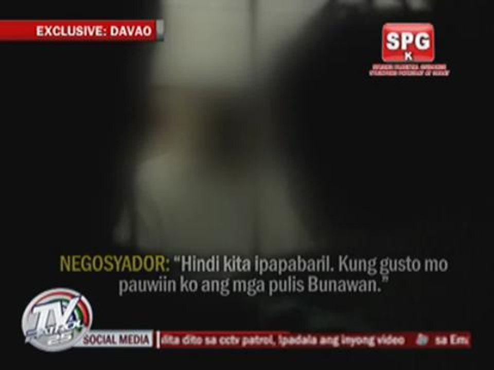 EXCL: 'Lolo' takes grandchildren hostage