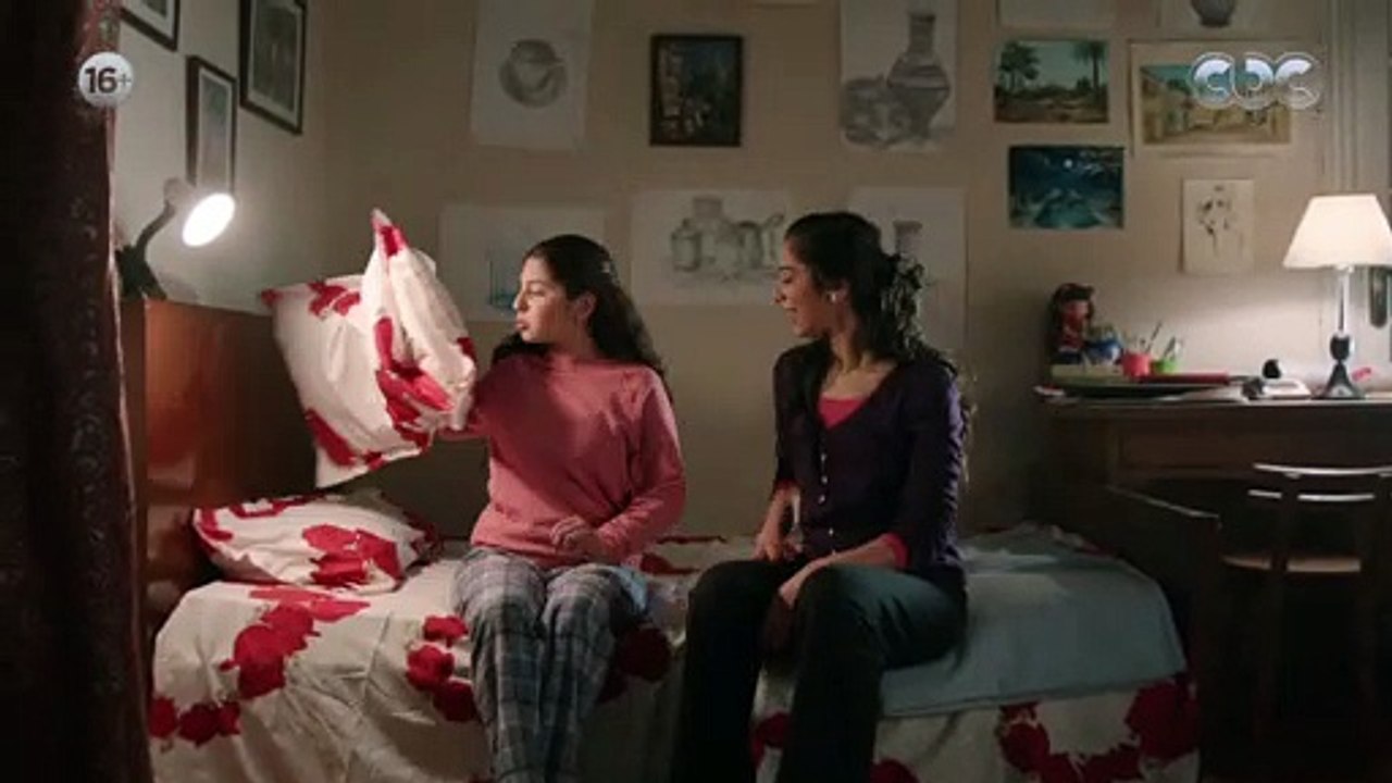 "خير يعني مش ماسكة التليفون ومقضياها ألو يا مروان وحشتني قوي".. مافيش أجمل من أختك اللي دايما بتنكش فيكي