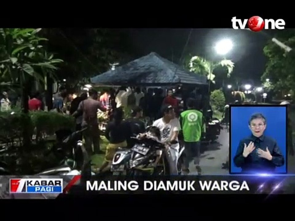 Kepergok Curi Mobil, Maling Babak Belur Diamuk Warga
