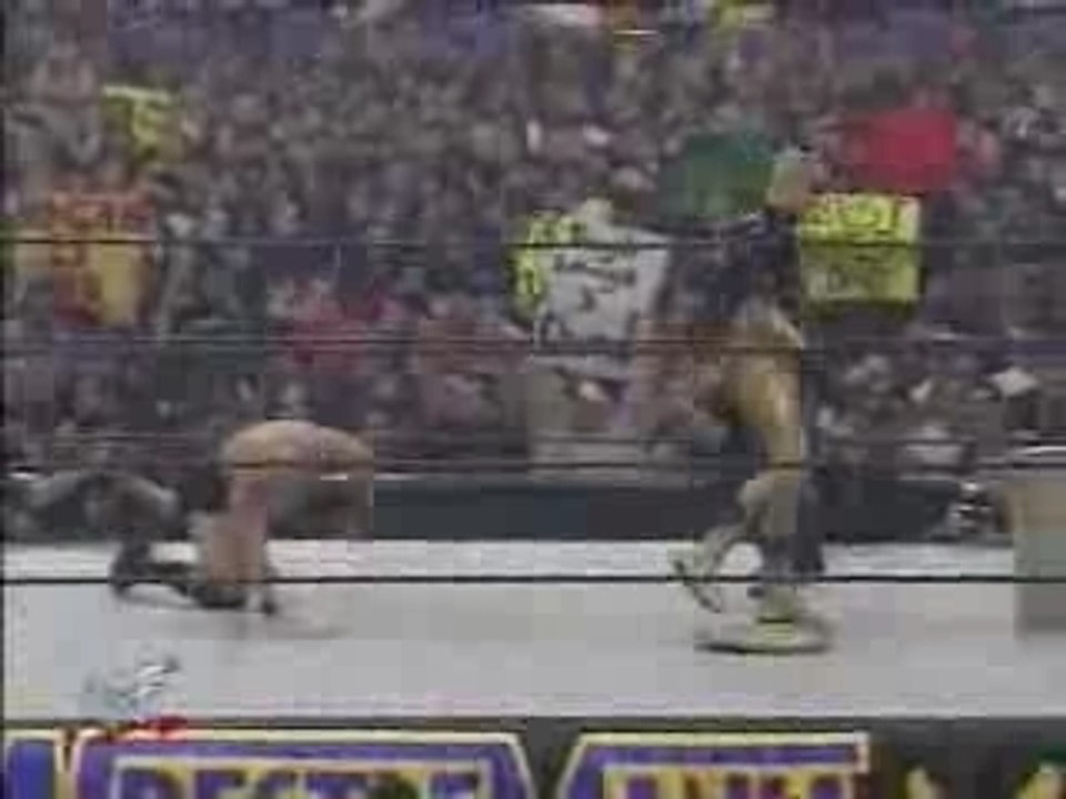 Maven vs. Goldust