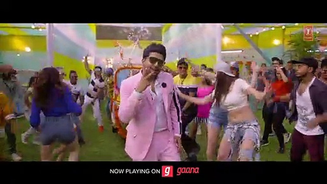 Guru Randhawa | Outfit | Ujda Chaman | Sunny Singh | Maanvi Gagaroo | Aditya Dev