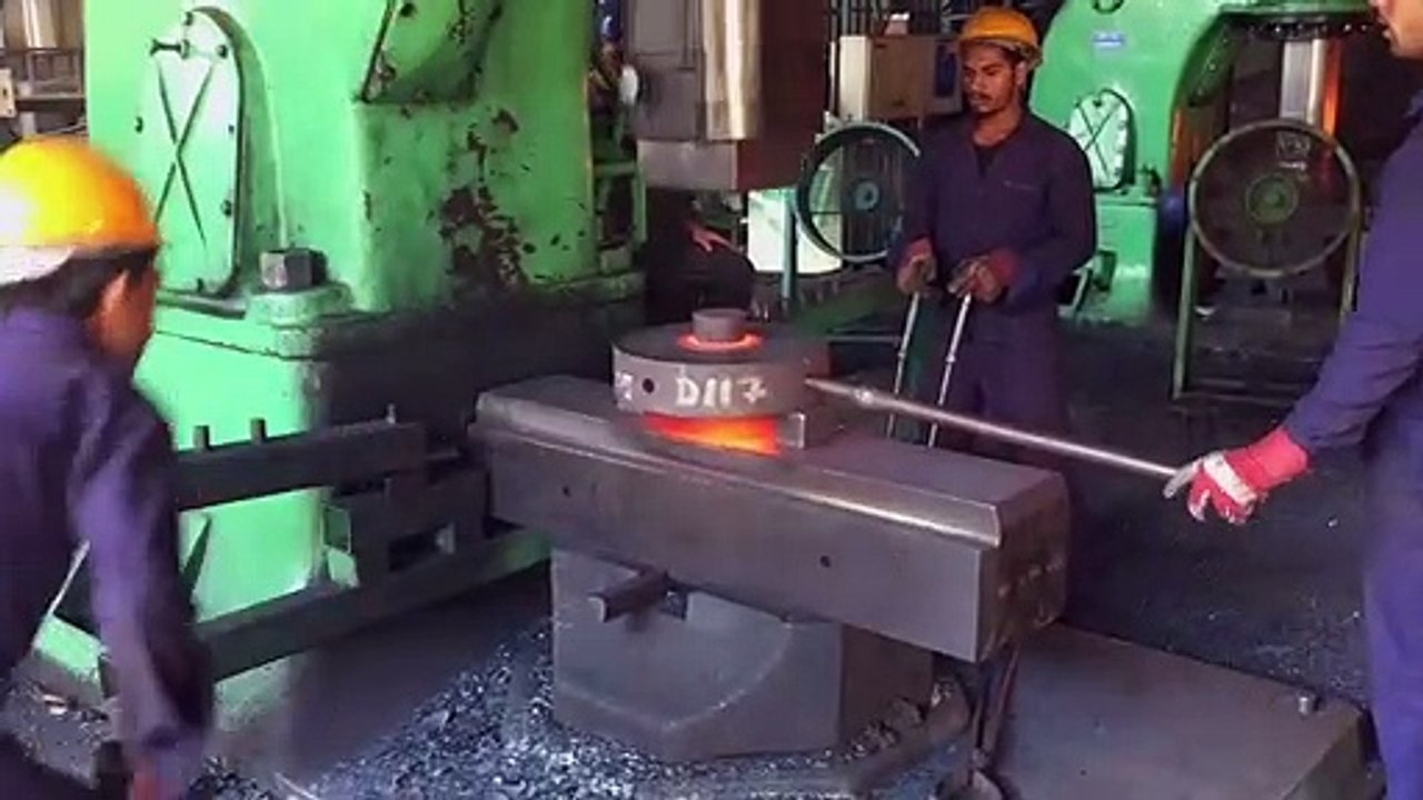 Forgewell Industries Constructora  | JHB   Dobladora de Varillas Seoul | Maquina para hacer anillos para la construcción By Pakistan Life Stley Stley ||