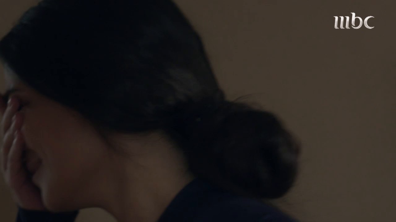 أريج تنفجر من البكاء أمام والدتها بعد اكتشافها هذا السر