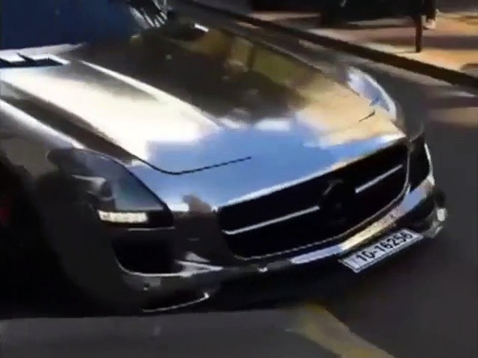 Quand tu casses ta belle Mercedes le premier jour où tu la sors