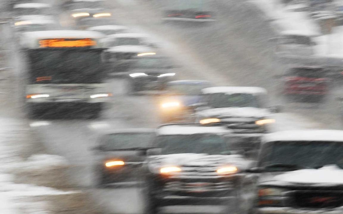 Wintry Weather Conditions Underway Ahead of Record-expected Thanksgiving Travel