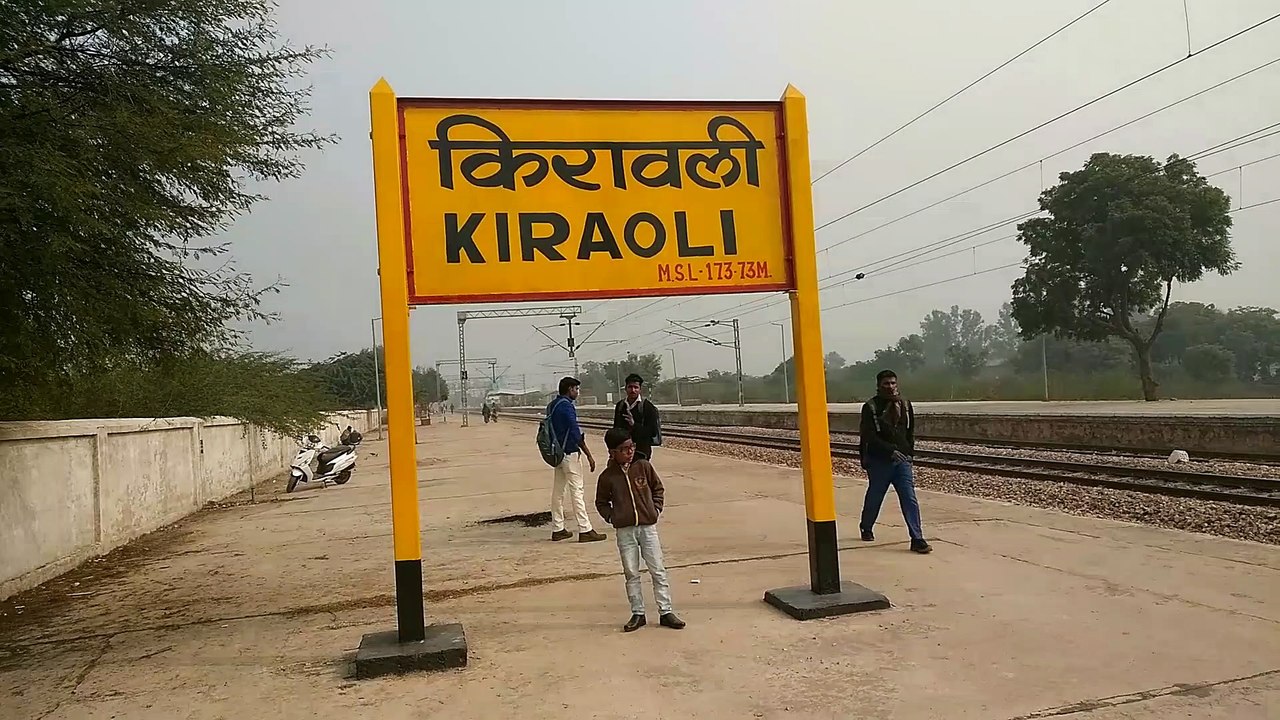 How to talk to strangers at railway station.