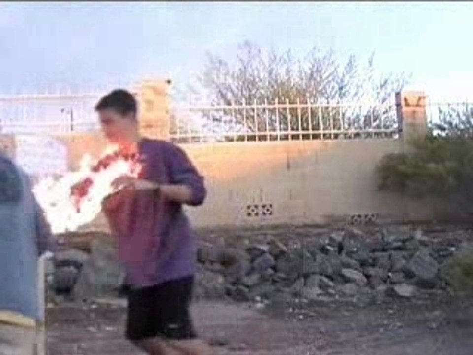 يستحق أكثر: يثفق على روحه