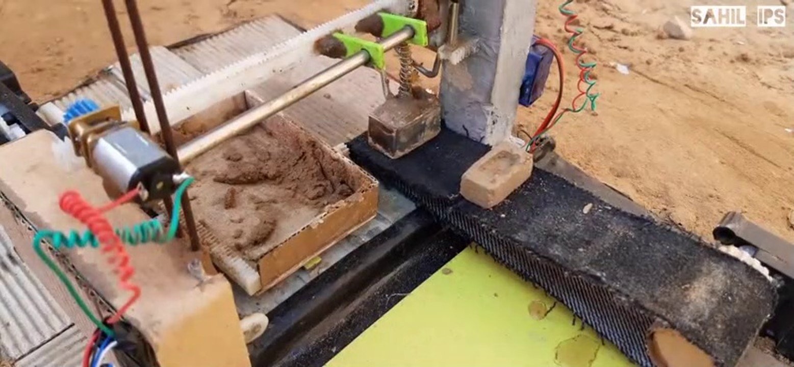 How_to_make_Brick_mini_machine_construction_[_scie(480P)[1]how to make brick mini machineBRICKLAYING - Mini bricks making machine for Mini bricks house