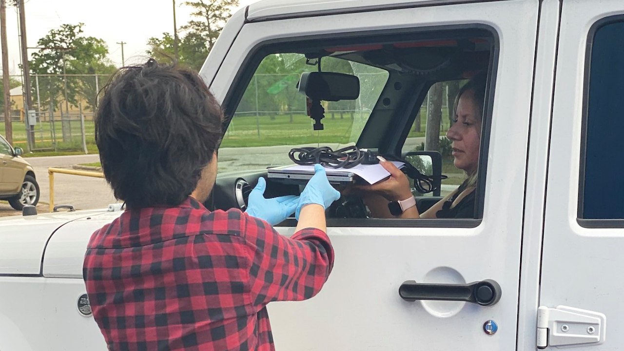 Nonprofit Providing Computers For Kids In Need