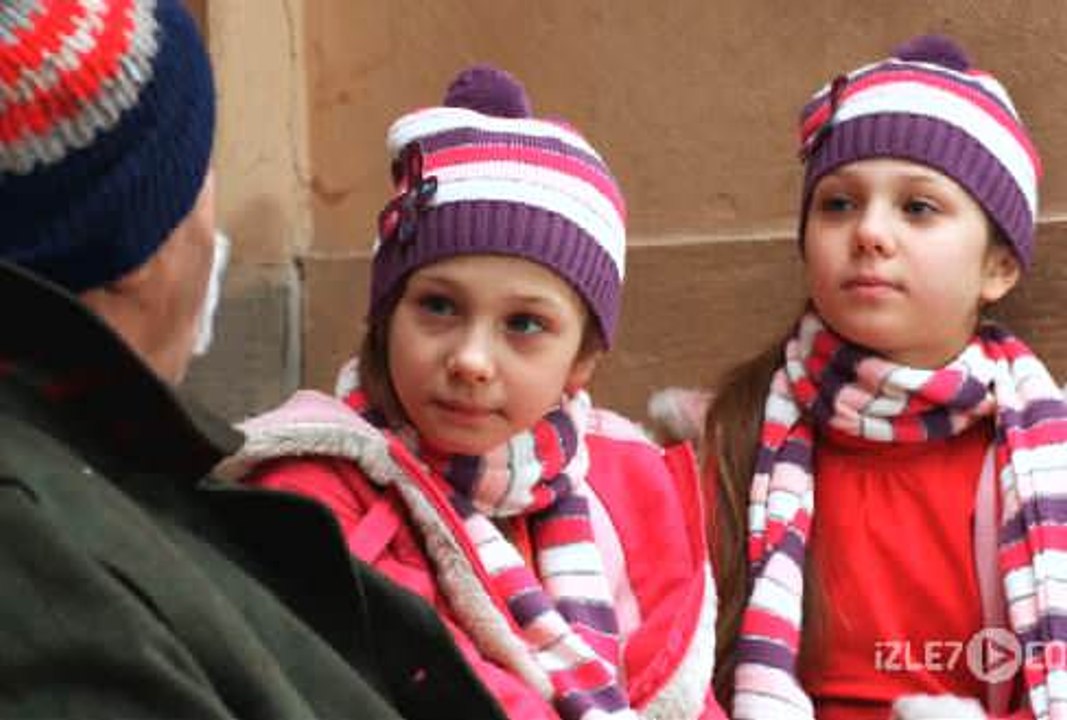 Eda ve Seda İş birlikçi Buldu! | İkizler Firarda