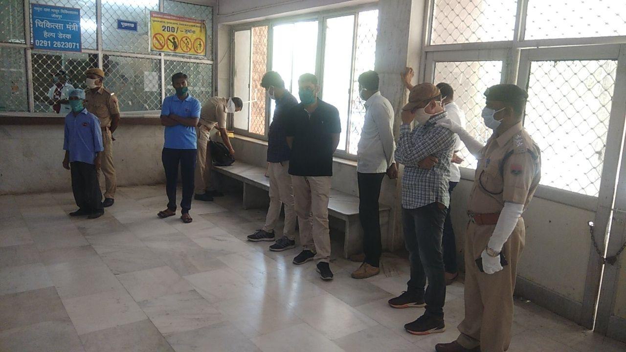 police constable died of firing