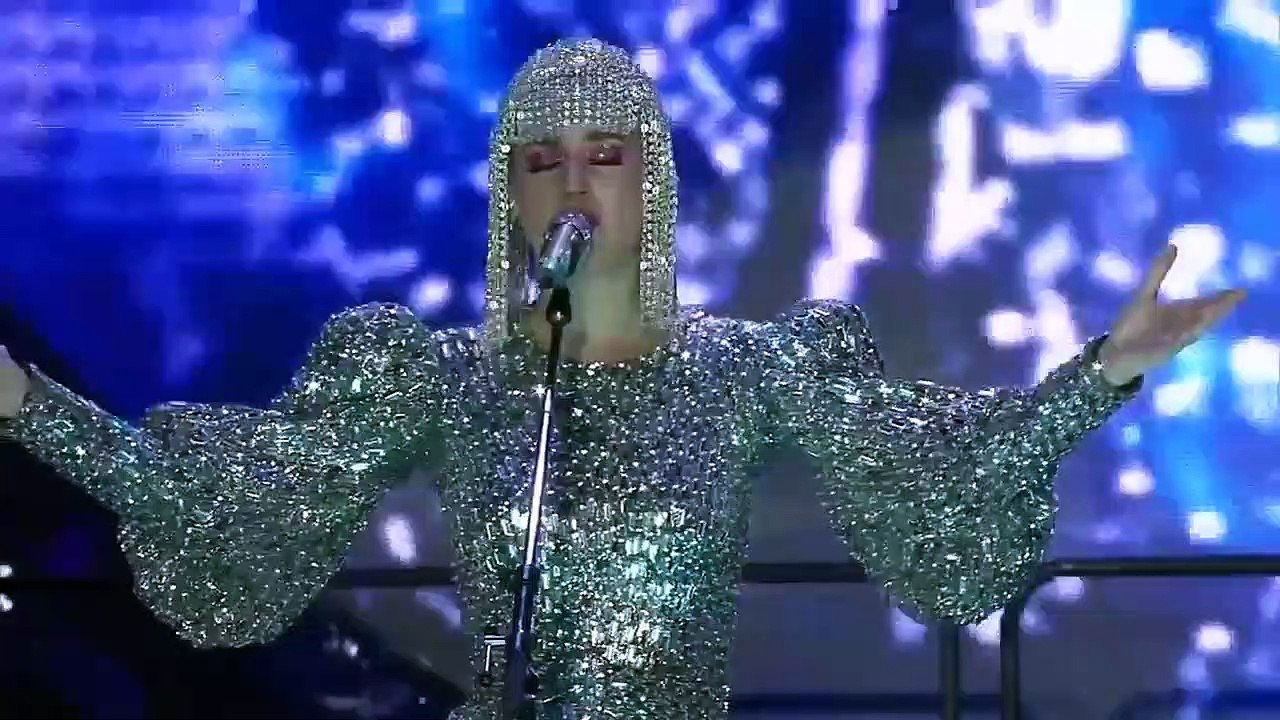 Unconditionally (Witness: The Tour)