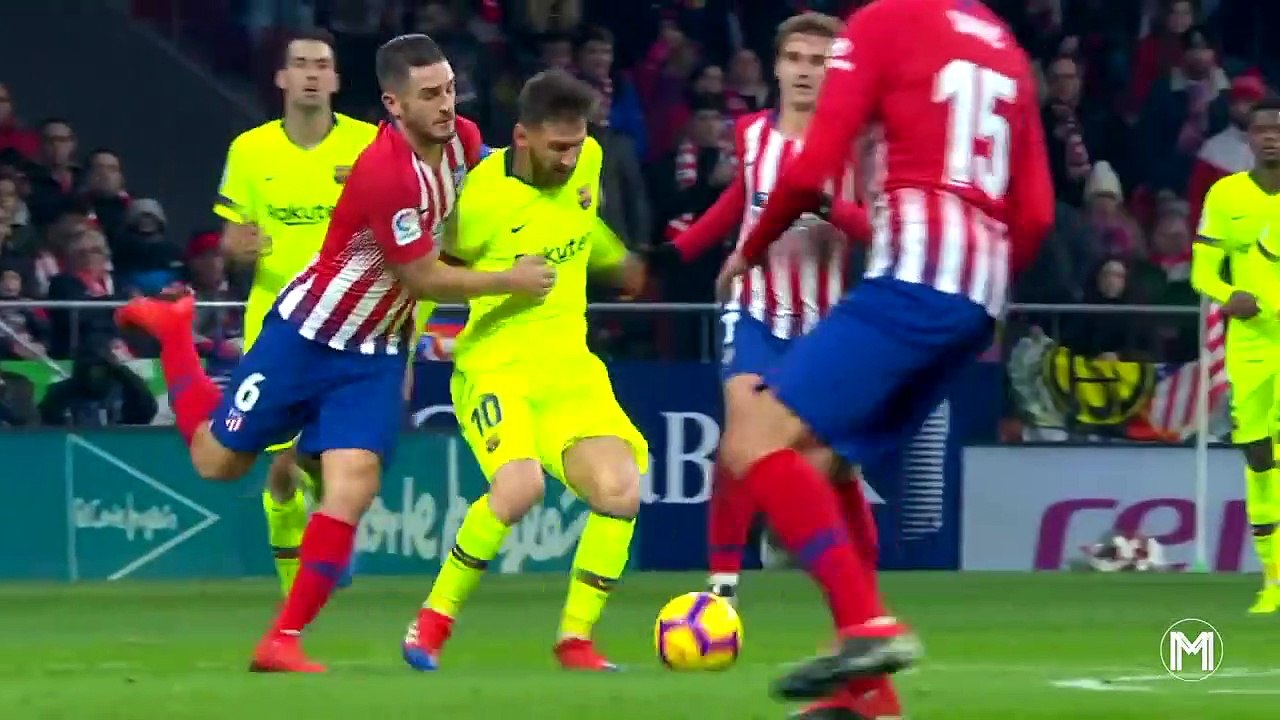 Lionel Messi vs Physics