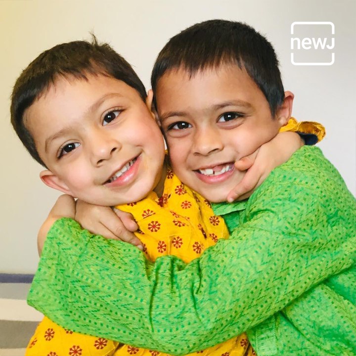 Cuteness overloaded: Watch adorable 'Manjeshwar Brothers' sing classic Bollywood songs.