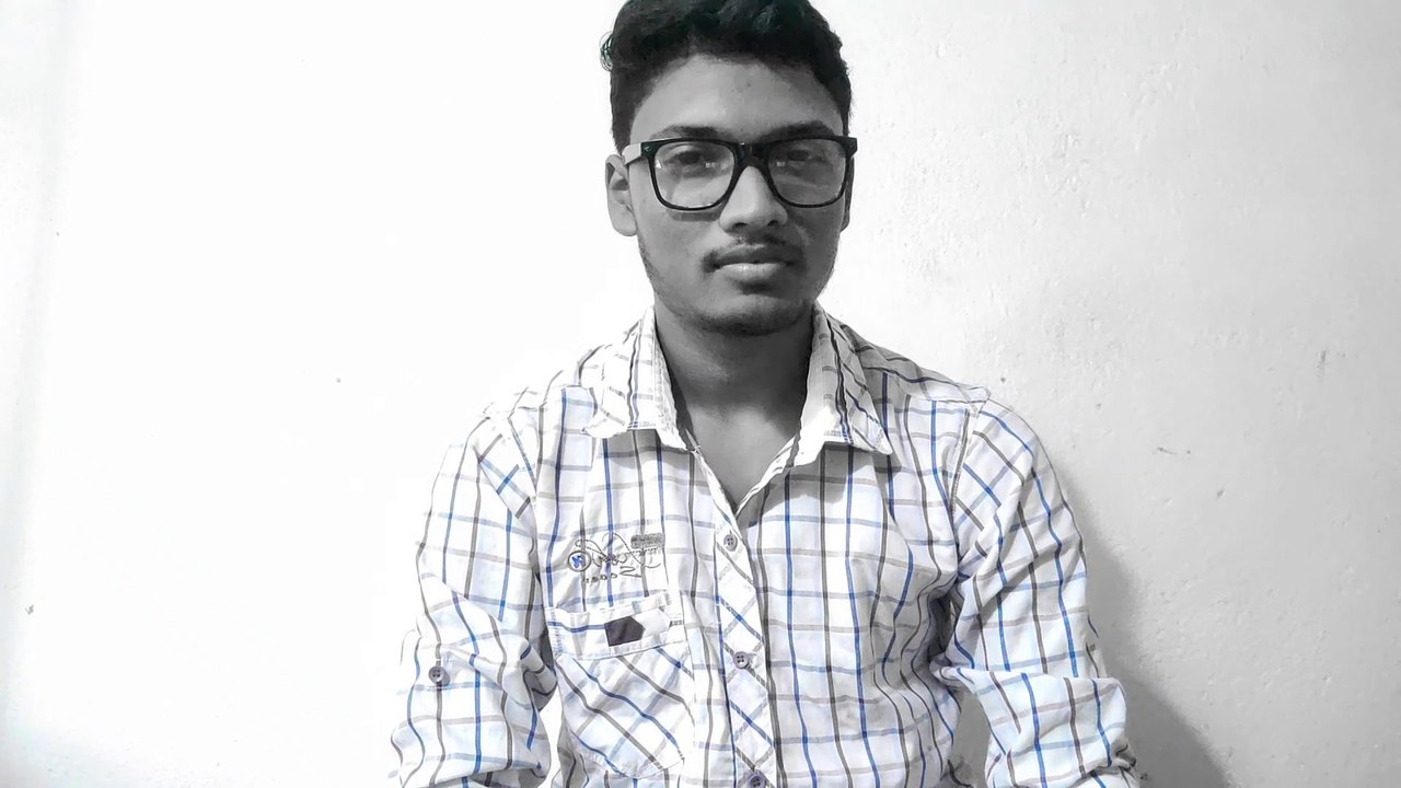 Social media is a lesson in our lives./সোশ্যাল মিডিয়া আমাদের জীবনে এক ধরণের পাট/ //social media//