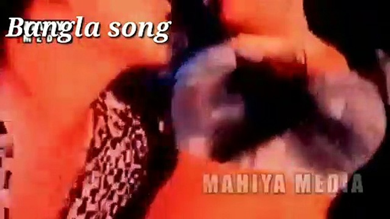 Megha Bangla Movie Song | Bangla Gorom Masala Hot Song