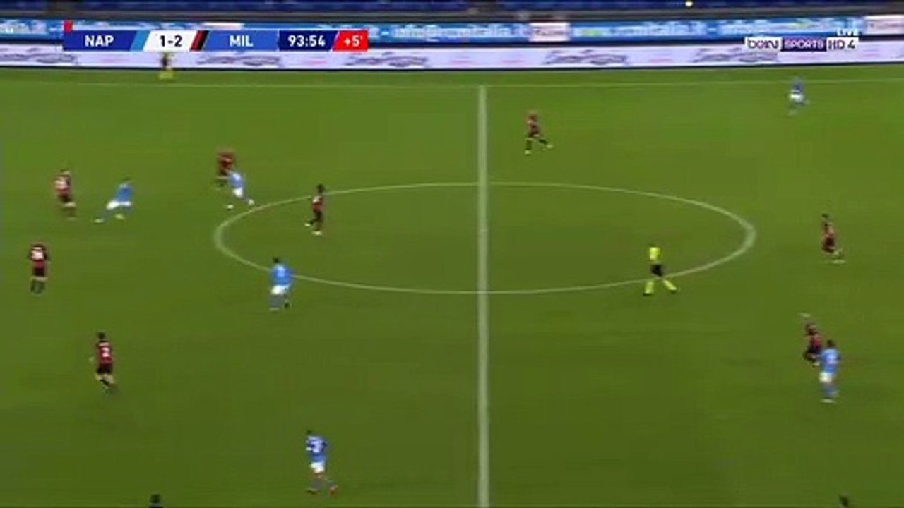 Passe D de B e n n a c e r vs N a p l e s