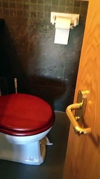 Une salle de bain faite au millimètre dans cet hôtel