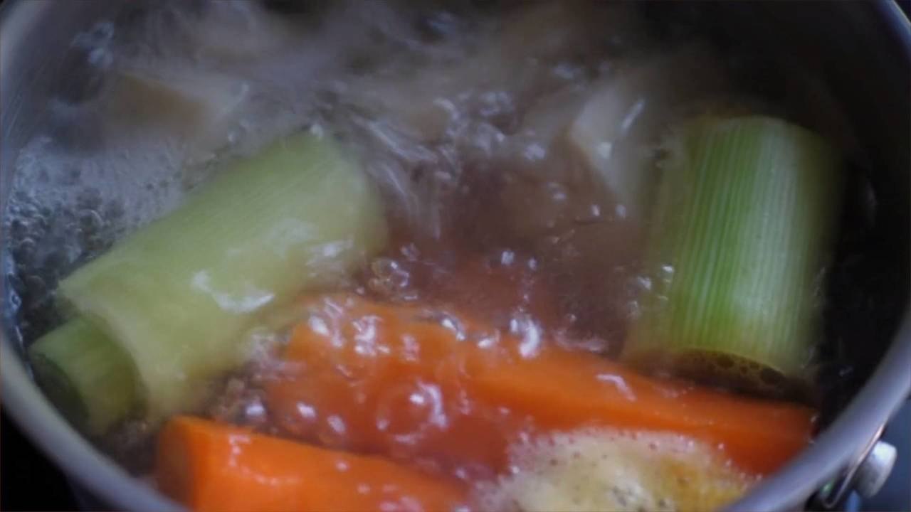 What's the Difference Between Stock and Broth?