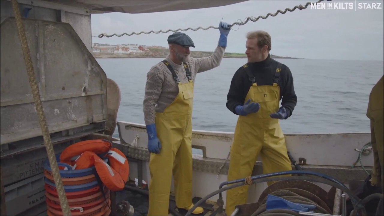 Men in Kilt - 'Pretend' Clip [Sub Ita]