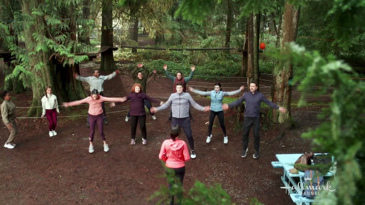 Don't Go Breaking My Heart movie (2021) - Italia Ricci, Ryan Paevey