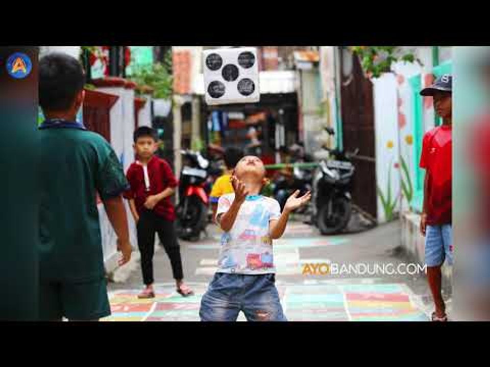 GANG WARGALUYU LUKIS MURAL PERMAINAN TAHUN 90AN