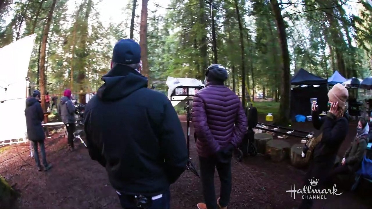 Don't Go Breaking My Heart Movie - Behind the scenes - On Location