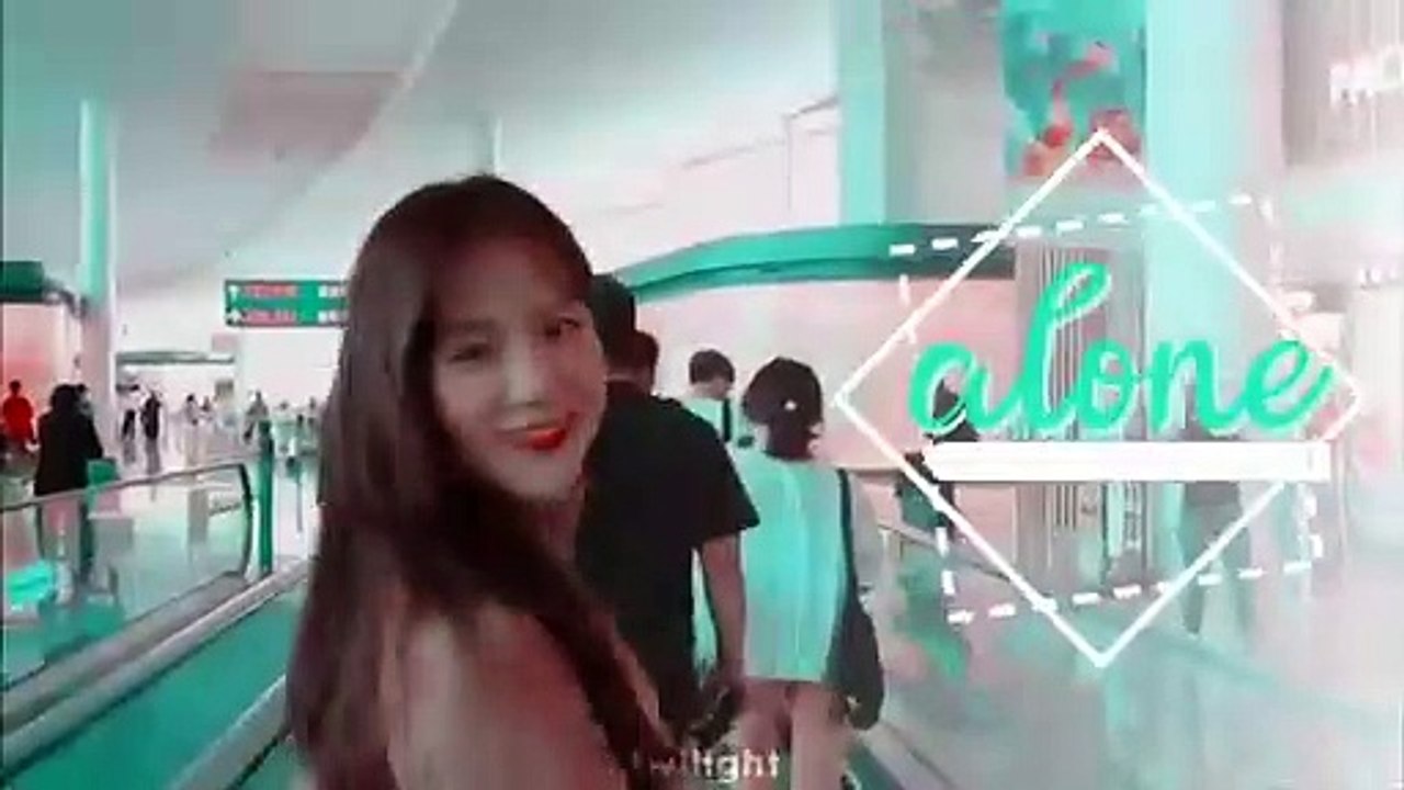 Kim Jisoo • Golden