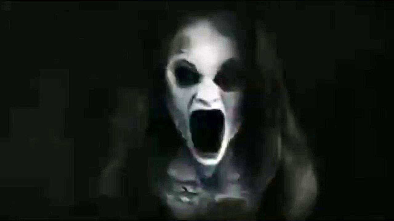 আজো তার আত্মা ছাদে ঘুরে বেড়ায় || Bengali Horror Special real Audio Story