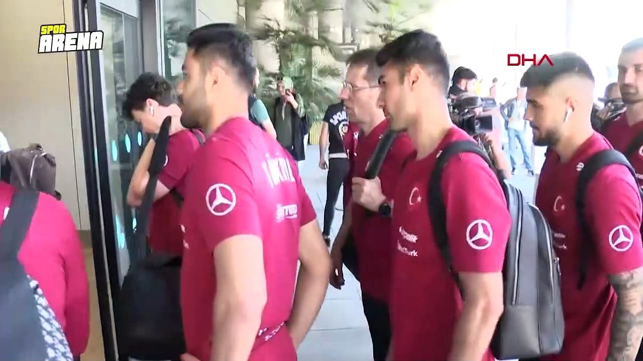 Türkiye A Milli Futbol Takımı, Litvanya'ya gitti